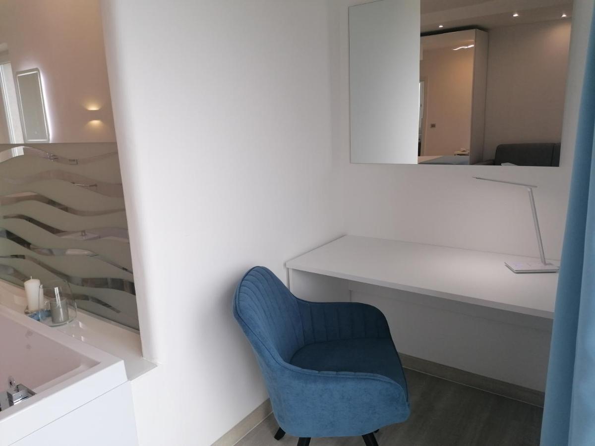 Borgonuovo Luxury Home بيسْكيتْشّي المظهر الخارجي الصورة